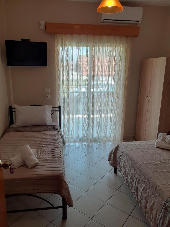 Vrasná Chrysafis Apartments מראה חיצוני תמונה