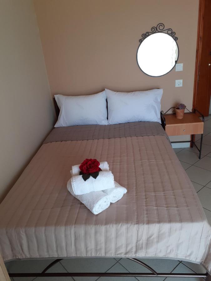 Vrasná Chrysafis Apartments מראה חיצוני תמונה