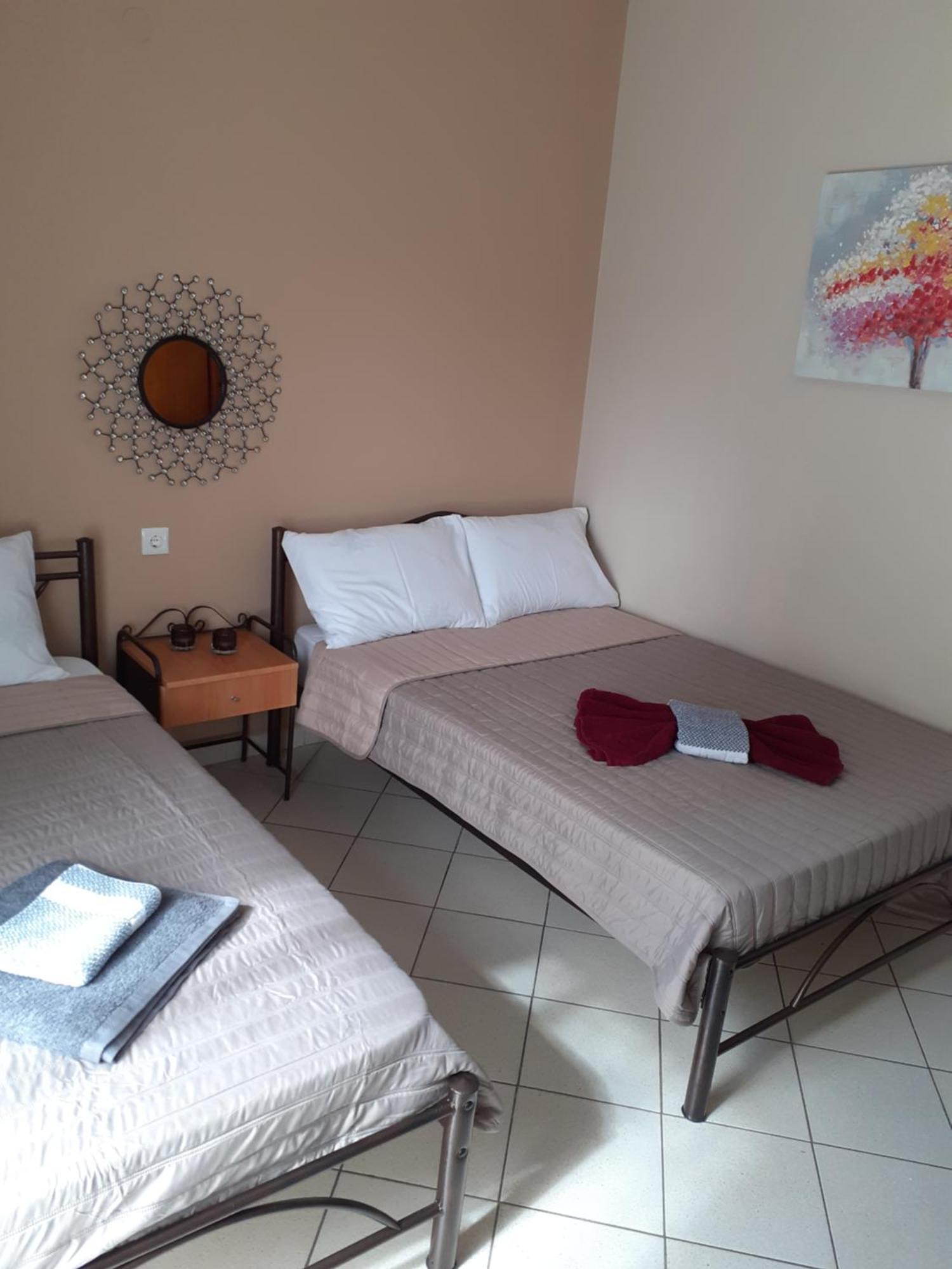 Vrasná Chrysafis Apartments מראה חיצוני תמונה